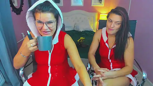 EricaAndPenelopa online show from 12-23-24, 03:07