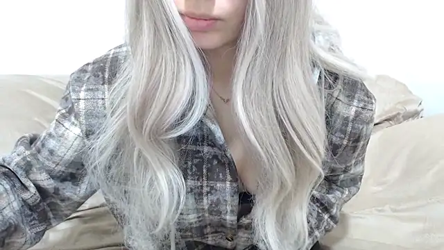 Snapshot of _kitty_Rose_ chatting on 12-19-25, 04:16 kitty Rose online show from 12-19-25, 04:16