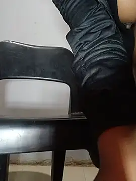 SWEETCLITYxxx online show from 05-17-26, 08:31