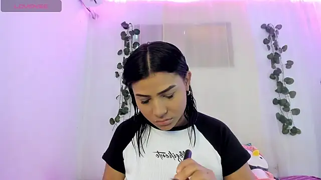 catalina and roger online show from 10-03-25, 01:12