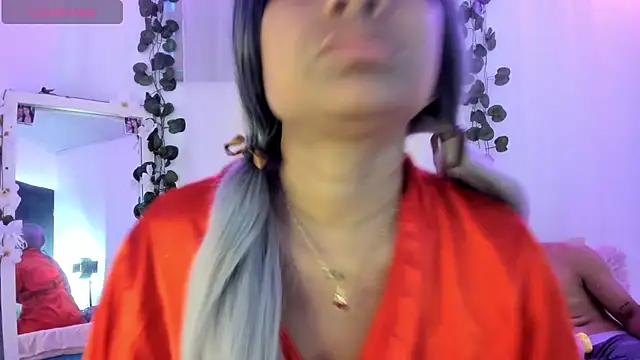 catalina and roger online show from 11-05-25, 08:12