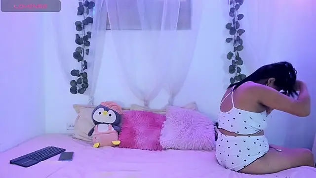 catalina and roger online show from 01-11-26, 09:33