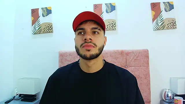 Amadeo Wild online show from 11-14-25, 01:48