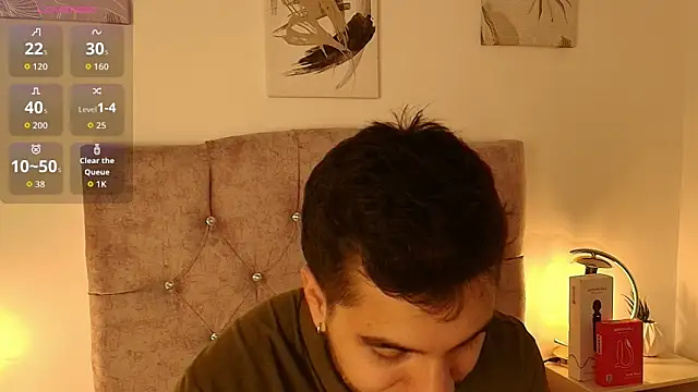 Amadeo Wild online show from 04-22-26, 04:19