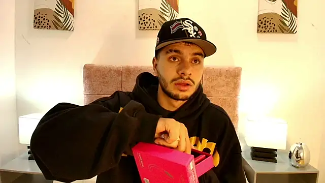 Amadeo Wild online show from 03-16-26, 12:09