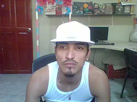 jeremy scott online show from 02-12-26, 08:52