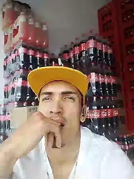 jeremy scott online show from 01-31-25, 06:47