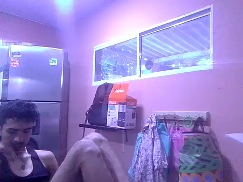 jeremy scott online show from 09-28-25, 03:52