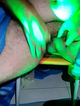 Leocesar37 online show from 04-08-26, 05:09