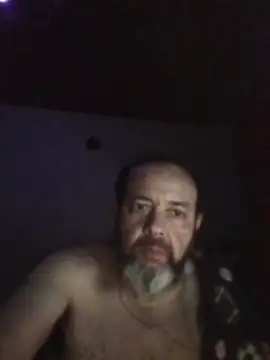 Leocesar37 online show from 10-12-25, 05:09