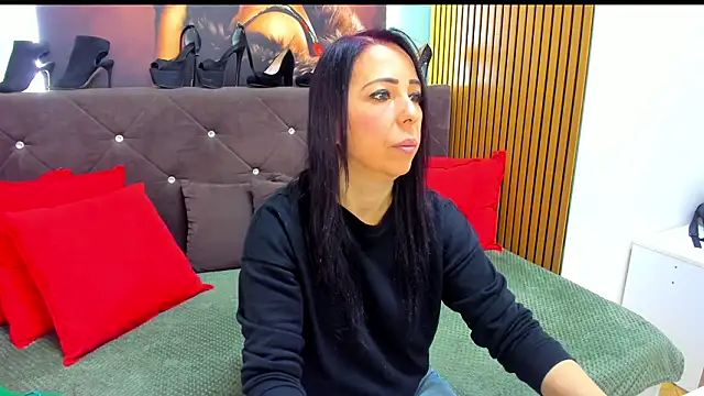 LauraSin online show from 03-23-26, 04:23