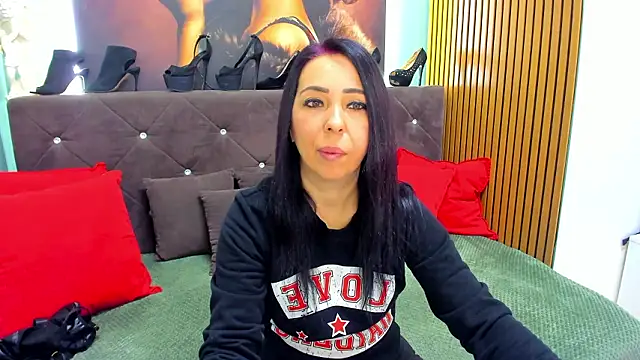 LauraSin online show from 03-16-26, 06:54