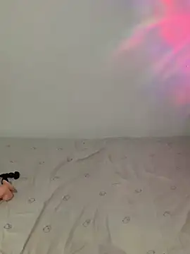 Snapshot of Jeroliee_viyana chatting on 12-31-24, 04:16 Jeroliee viyana online show from 12-31-24, 04:16