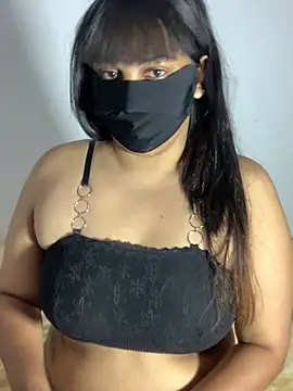 Snapshot of Jeroliee_viyana chatting on 07-05-26, 04:19 Jeroliee viyana online show from 07-05-26, 04:19