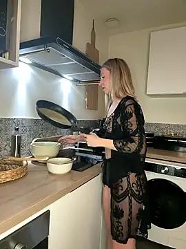 lola tentatiion online show from 01-13-26, 07:56