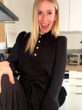 lola tentatiion online show from 10-12-25, 11:44