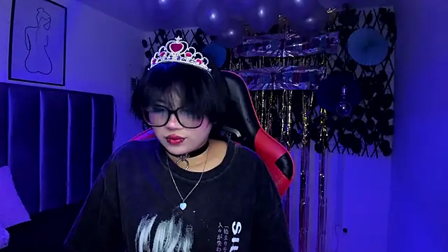 Kitty Gang online show from 03-10-26, 02:15