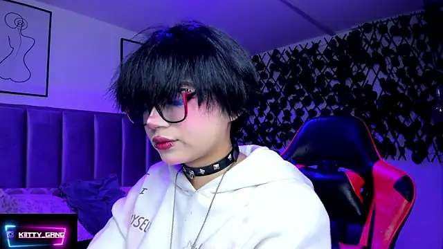 Kitty Gang online show from 02-25-26, 01:17