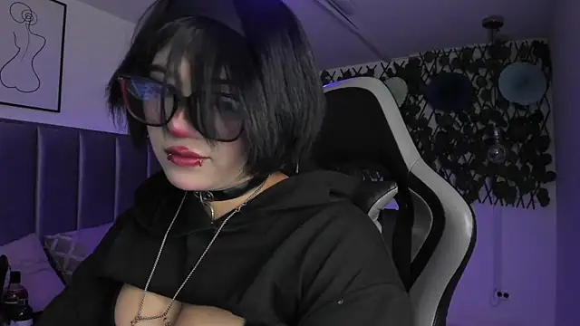 Kitty Gang online show from 06-02-26, 12:43