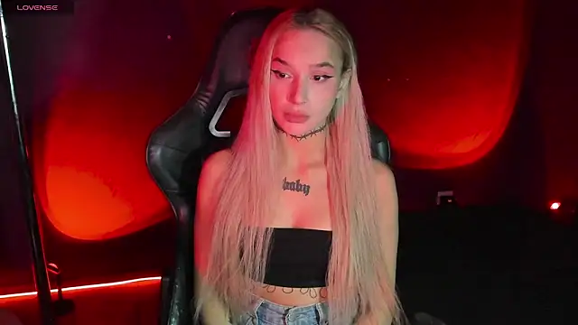 MilaAsh online show from 10-01-25, 04:28