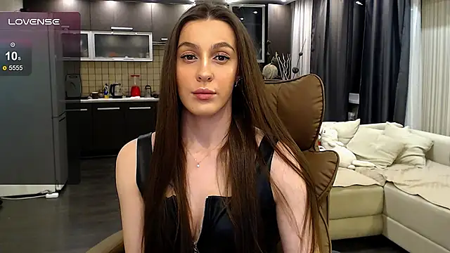 Doll Jasmine  online show from 06-06-26, 10:15
