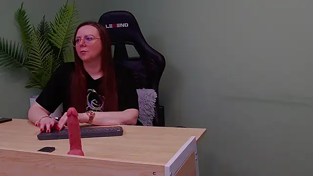 AngellaWhitte online show from 03-11-25, 05:13