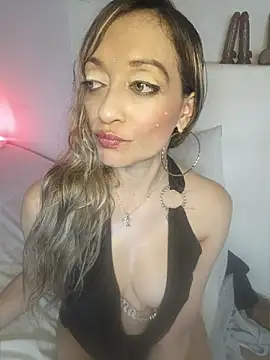 emma collson online show from 04-09-26, 02:35