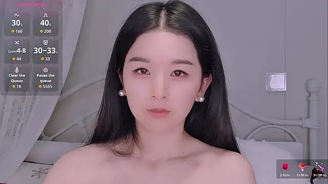 BingLin- online show from 06-15-26, 07:46