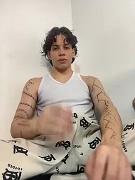 lax777  online show from 02-06-26, 08:32