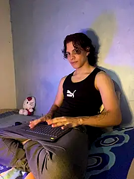Snapshot of lax777_ chatting on 10-10-25, 12:22 lax777  online show from 10-10-25, 12:22