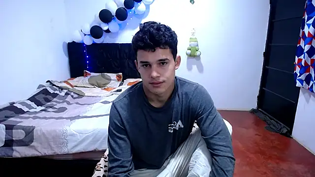 freddy romas online show from 12-18-25, 07:57