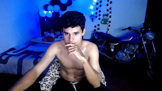 freddy romas online show from 10-21-25, 01:27