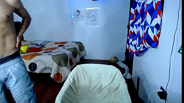 Snapshot of freddy_romas chatting on 02-26-26, 01:05 freddy romas online show from 02-26-26, 01:05