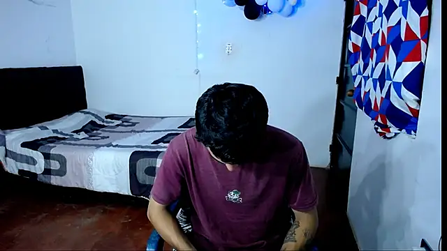 Snapshot of freddy_romas chatting on 02-10-26, 02:32 freddy romas online show from 02-10-26, 02:32