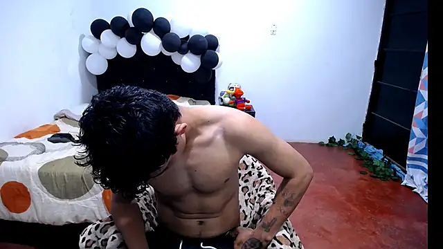 freddy romas online show from 10-10-25, 01:56