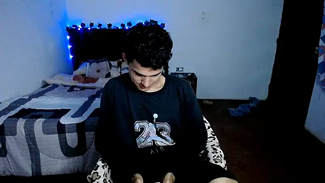 freddy romas online show from 09-23-25, 03:46