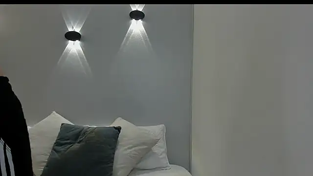 yulievans online show from 02-03-25, 05:24