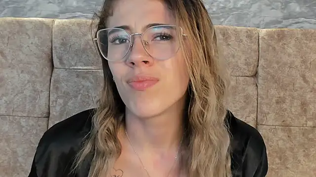 yulievans online show from 03-08-25, 11:39