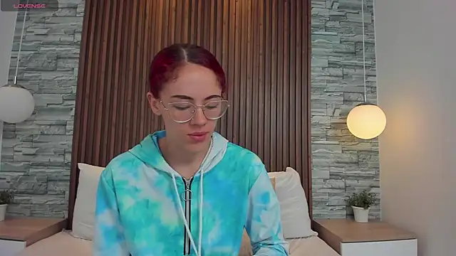 yulievans online show from 10-02-25, 12:52