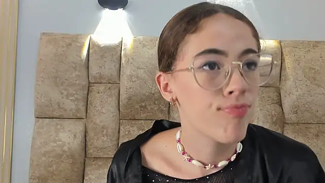 yulievans online show from 02-19-25, 03:27