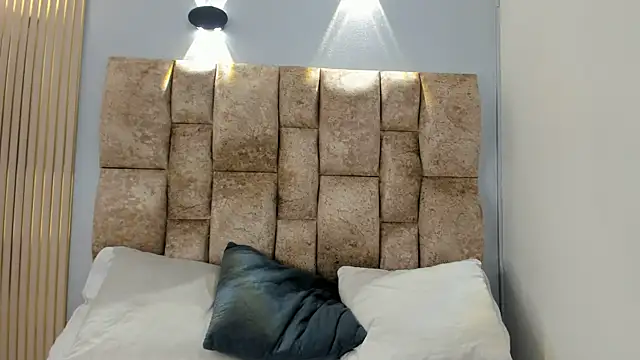 yulievans online show from 02-07-25, 02:15