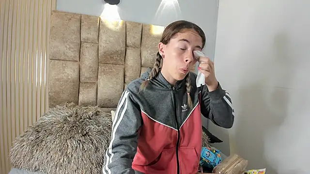 yulievans online show from 03-06-25, 12:09