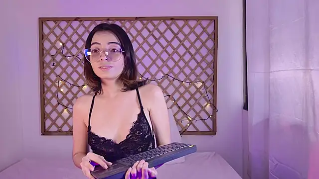 anietorres online show from 04-23-26, 08:21