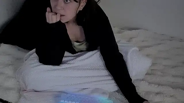 soysara15 online show from 03-18-26, 02:19