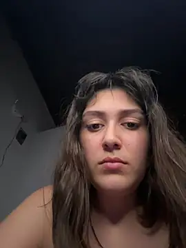Snapshot of soysara15 chatting on 05-26-26, 06:17 soysara15 online show from 05-26-26, 06:17