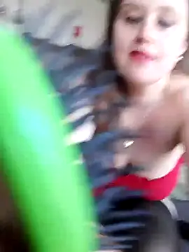 Saraporca30 online show from 12-17-24, 07:50