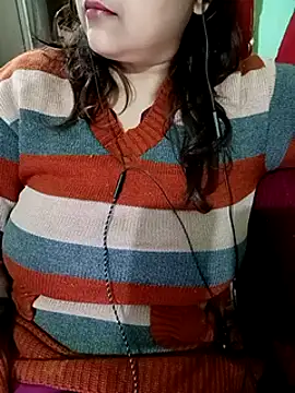 Snapshot of Sexy_Queen6 chatting on 01-29-25, 07:15 Sexy Queen6 online show from 01-29-25, 07:15