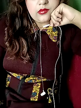 Snapshot of Sexy_Queen6 chatting on 01-31-25, 05:32 Sexy Queen6 online show from 01-31-25, 05:32