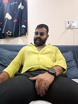 Snapshot of Fun_Guuy chatting on 03-21-26, 03:08 Fun Guuy online show from 03-21-26, 03:08