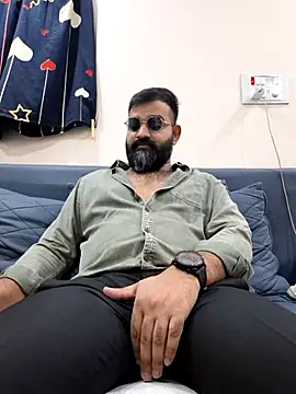 Snapshot of Fun_Guuy chatting on 03-15-26, 04:36 Fun Guuy online show from 03-15-26, 04:36